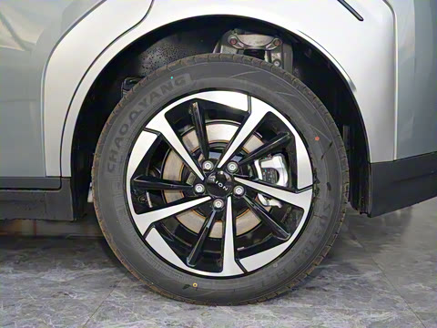 2025�� Plus 510 ������ 58.9kWh