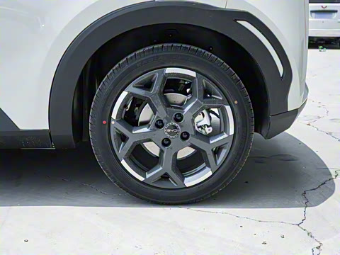 2025�� �Ǽݰ� 405km ���ڰ�