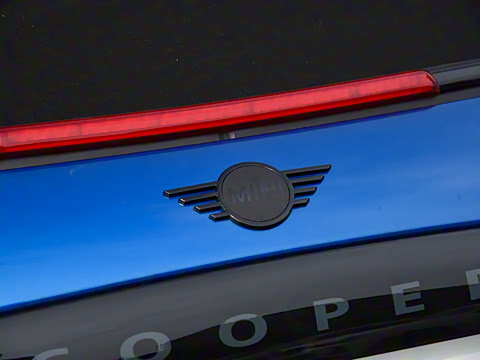 2025�� JOHN COOPER WORKS CABRIO