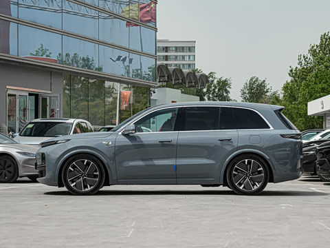 2025�� Max ���ܻ��°�