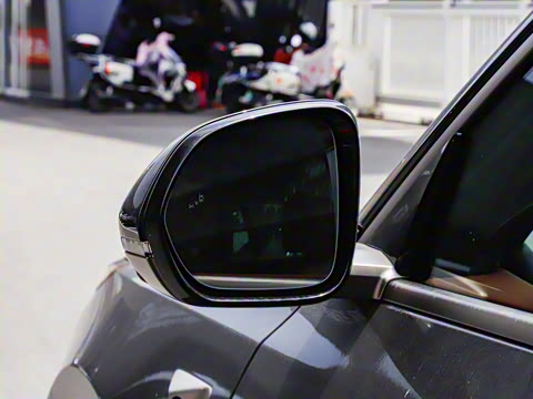 2025�� Ultra ���ܻ��°�