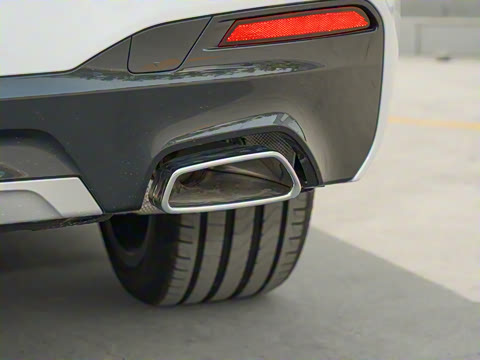 2022�� �Ŀ�� 530Li ������ M�˶���װ