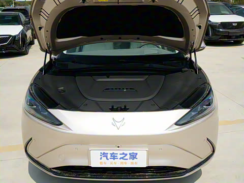 2025�� 735MAX 175kW