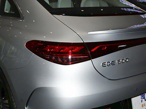 2025�� 500 4MATIC ������