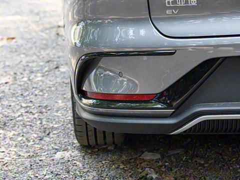 2022�� EV ������ 715KMǰ���콢��