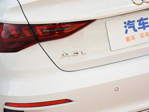 2023�� �Ŀ� A3L Limousine 35 TFSI ʱ��������