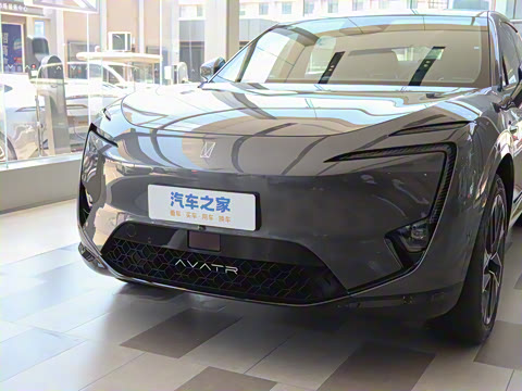 2025�� �Ŀ� Max ���̰�