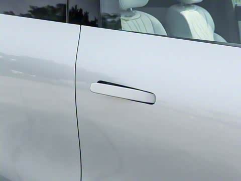 2025�� 215�콢PLUS