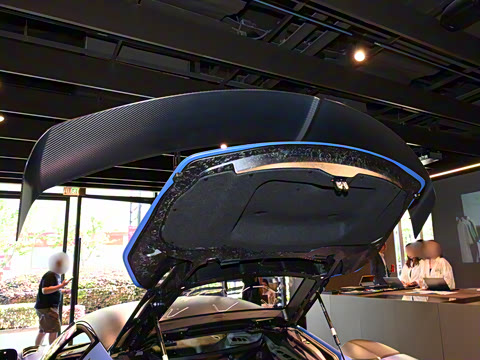 2024�� GT2 Stradale