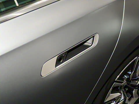 2023�� 740Li ������ ������װ