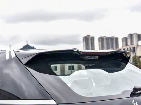 2025�� 605 Max������