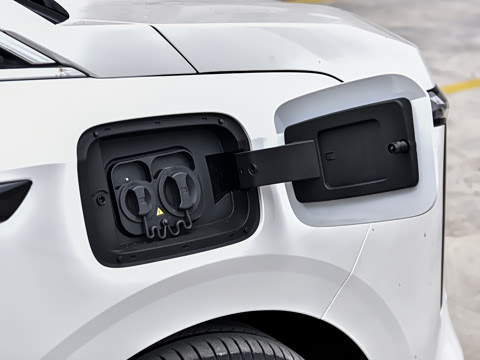 2025�� 527km ɭ�ֳ�������