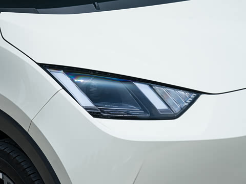 2025�� �Ǽݰ� 405km ���ڰ�