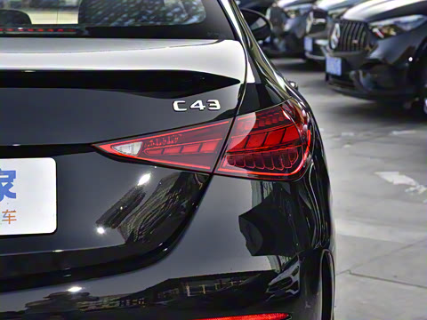 2025�� AMG C 43 4MATIC