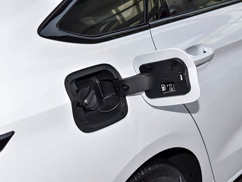 2025�� 2.0T �Զ���+