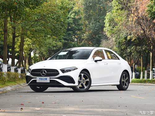 首付仅需1888元奔驰a就可开回家啦