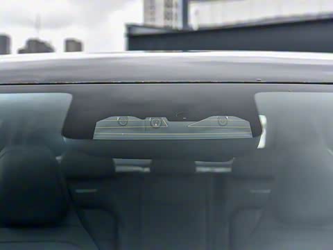 2025�� 605 Max������