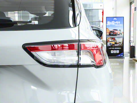 2024�� EcoBoost 245 ����������