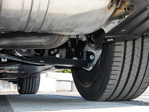 2025�� xDrive 40Li M�˶���ҹ��װ