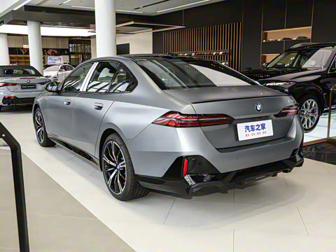 2024�� 530i ������ M�˶���װ