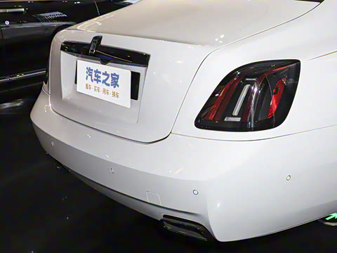 2025�� Black Badge