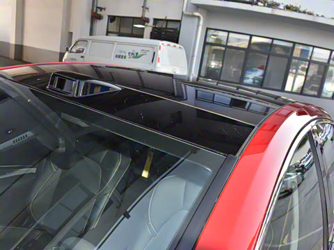 2025�� 550 PRO���а�