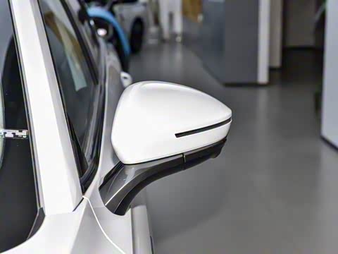 2025�� 2.0T �Զ���+