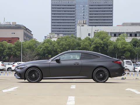 2025�� CLE 300 4MATIC �����ͽ��ܳ�