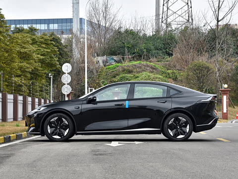 2025�� ���羫Ӣ��