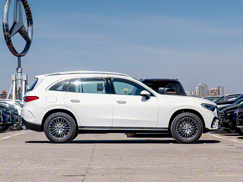 2025�� �Ŀ� GLC 300 L 4MATIC ������ 5��