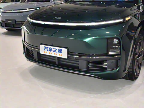 2025�� Pro ���ܻ��°�