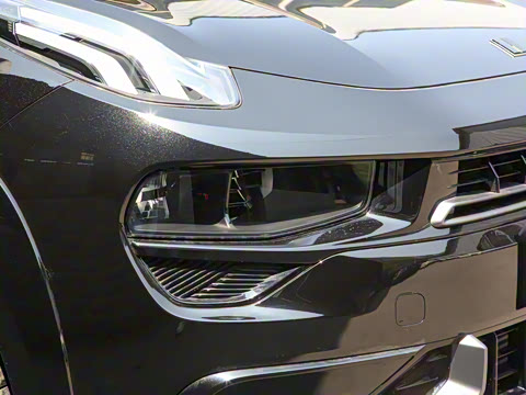 2022�� 2.0TD Plus