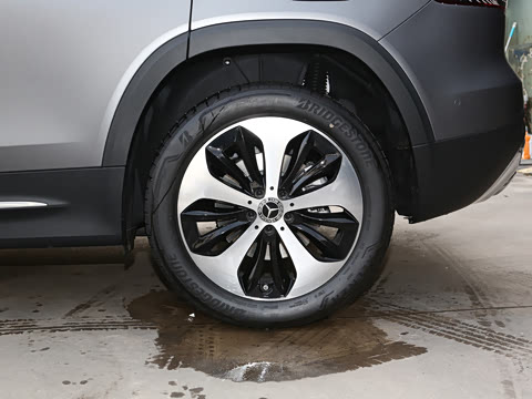 2023�� GLB 220 ʱ����