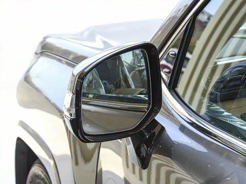 2025�� 700h ����