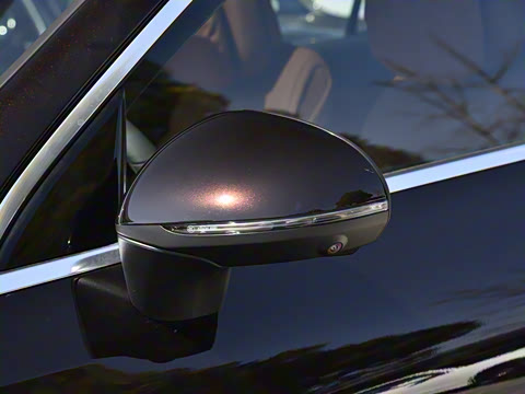 2025�� �Ŀ� GLC 260 L 4MATIC ������