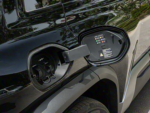 2025�� 501KM ����Max��