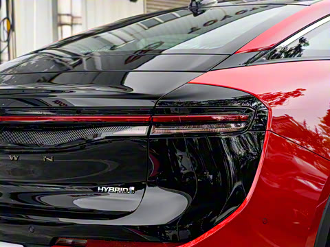 2023�� 2.4T SportCross HEV���������