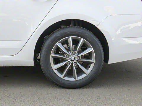 2022�� 1.5L �ֶ�������