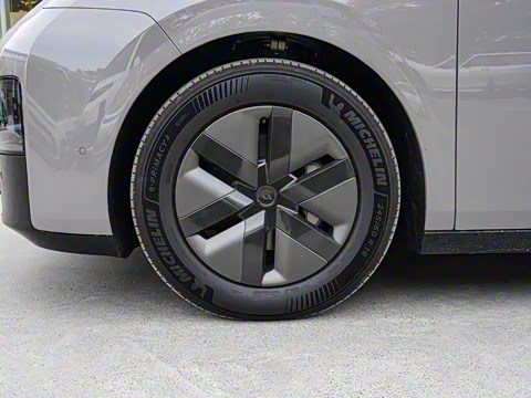 2025�� Ultra ���ܻ��°�