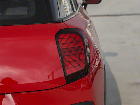 2024�� E ������