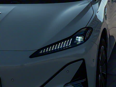 2025�� 750��ѡ��