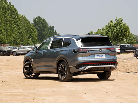 2026�� 450TSI �����콢 6��