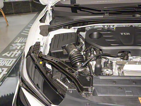 2025�� 1.5T XLINE �����