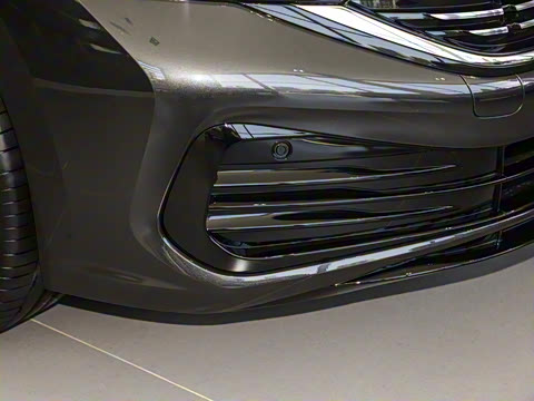 2025�� �Ŀ�� 300TSI DSG׿Խ��