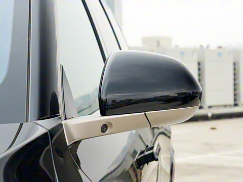 2025�� Ultra ���ܻ��°�