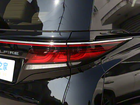 2024�� �ʹ� ˫�� 2.5L ����������