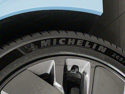 2025�� Ultra ���ܻ��°�