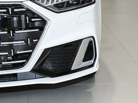 2025�� 45 TFSI ������