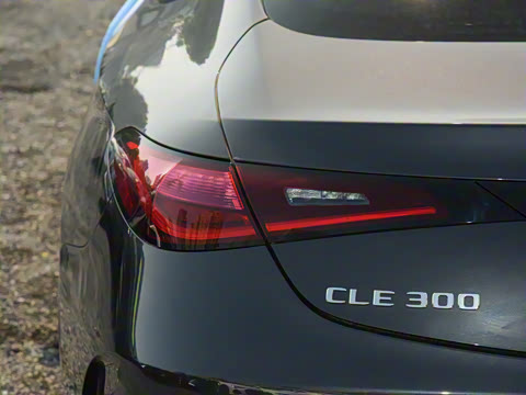 2025�� CLE 300 4MATIC �����ͽ��ܳ�