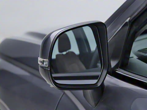 2025�� 2.0T�Զ�������Ӣ�� ����